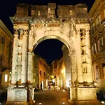 Loredana 11057 Апартаменты *