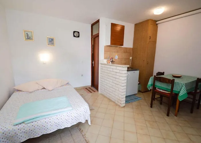 Loredana 11057 Apartmán Pula
